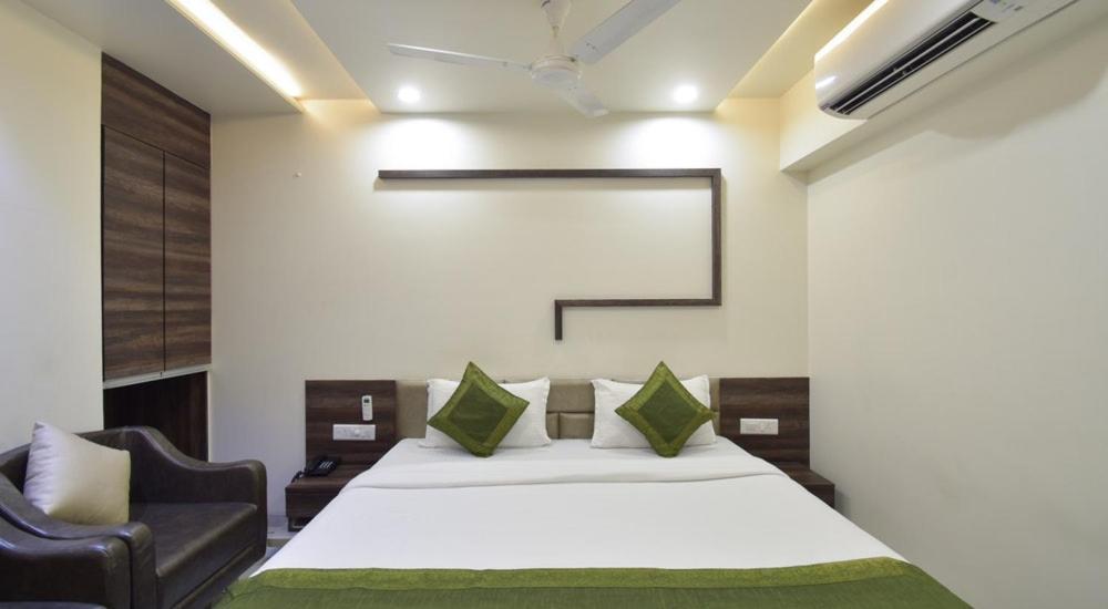 Hotel Palliate Ahmedabad Ngoại thất bức ảnh