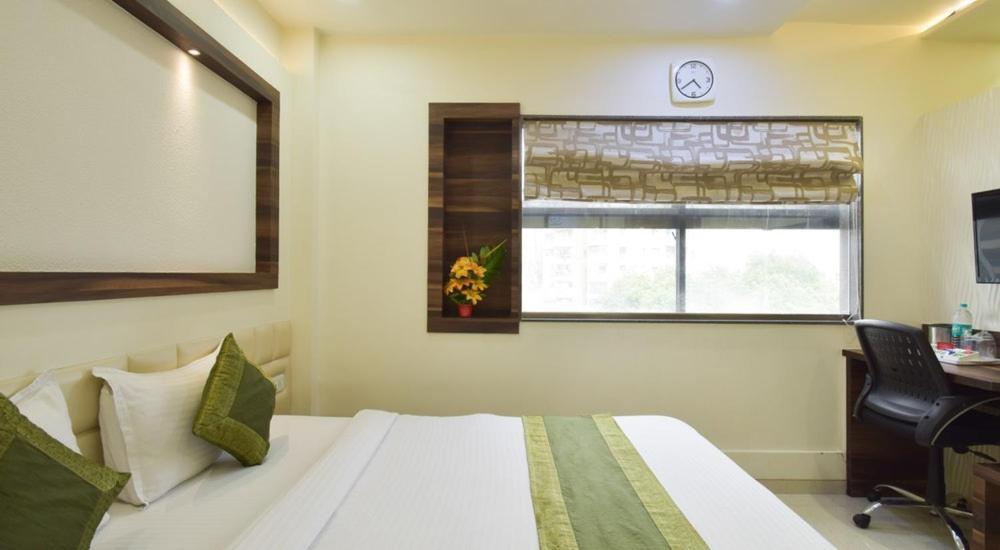 Hotel Palliate Ahmedabad Ngoại thất bức ảnh