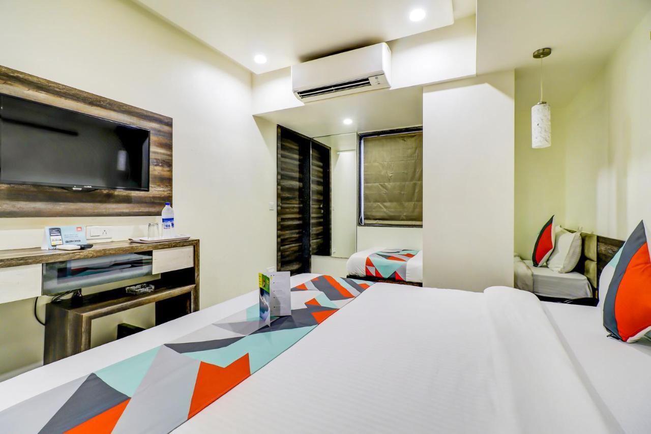 Hotel Palliate Ahmedabad Ngoại thất bức ảnh